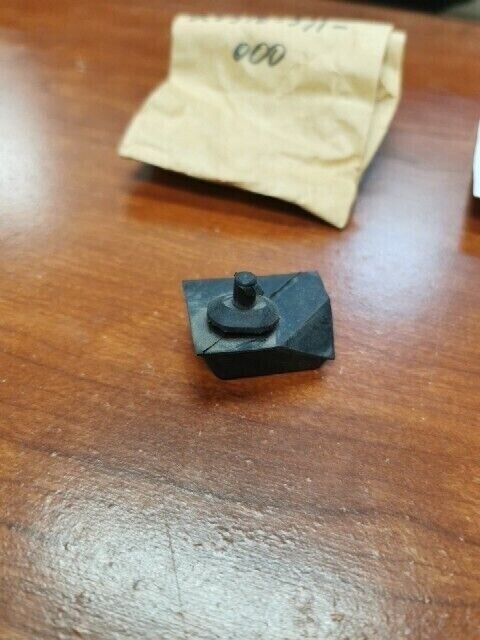NOS Honda GL1000 K1 K2 LTD KICK STARTER STOP RUBBER 28310-371-000 H75