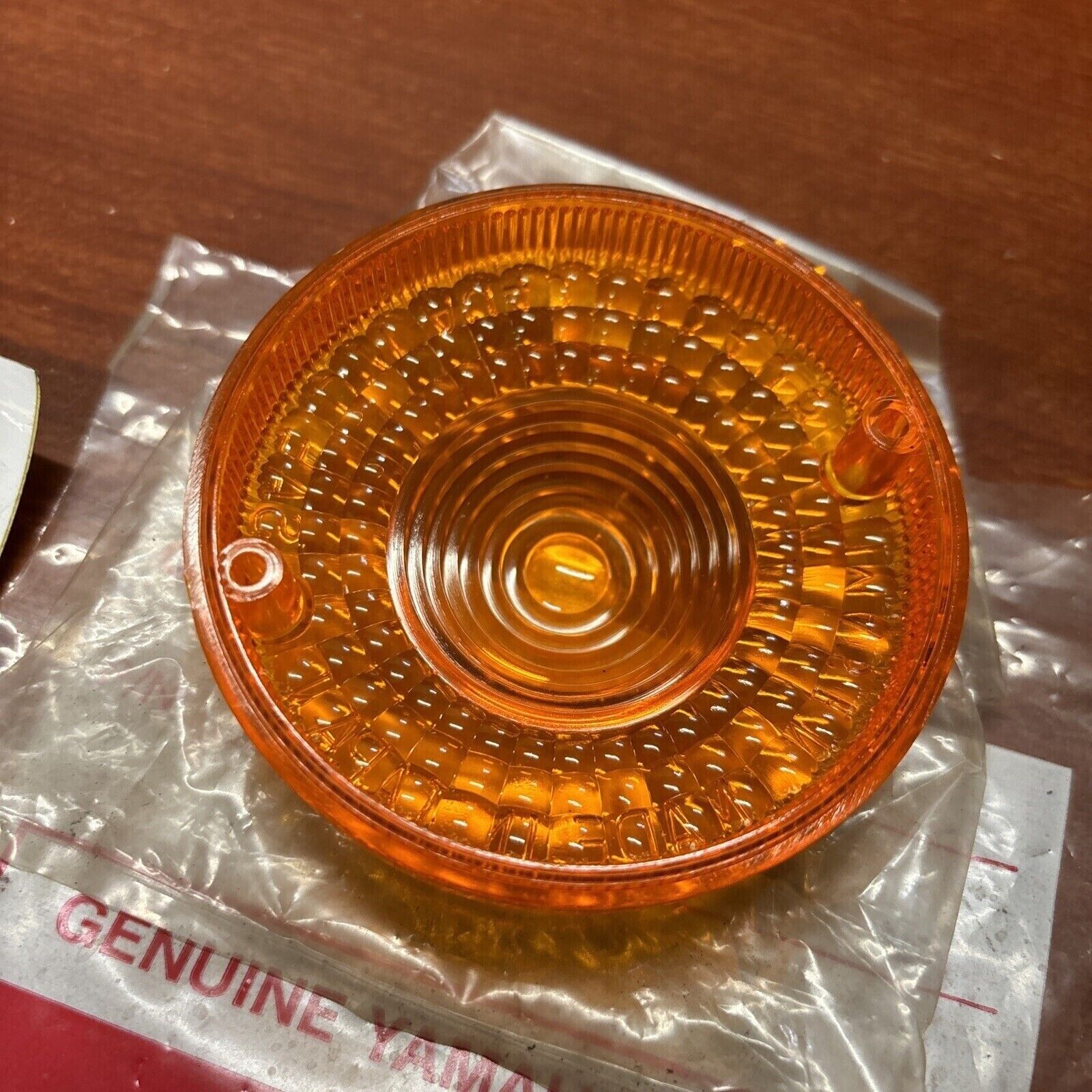 NOS Yamaha DT100 DT125 DT175 DT250 FLASHER LENS 341-83312-70-00 Y173