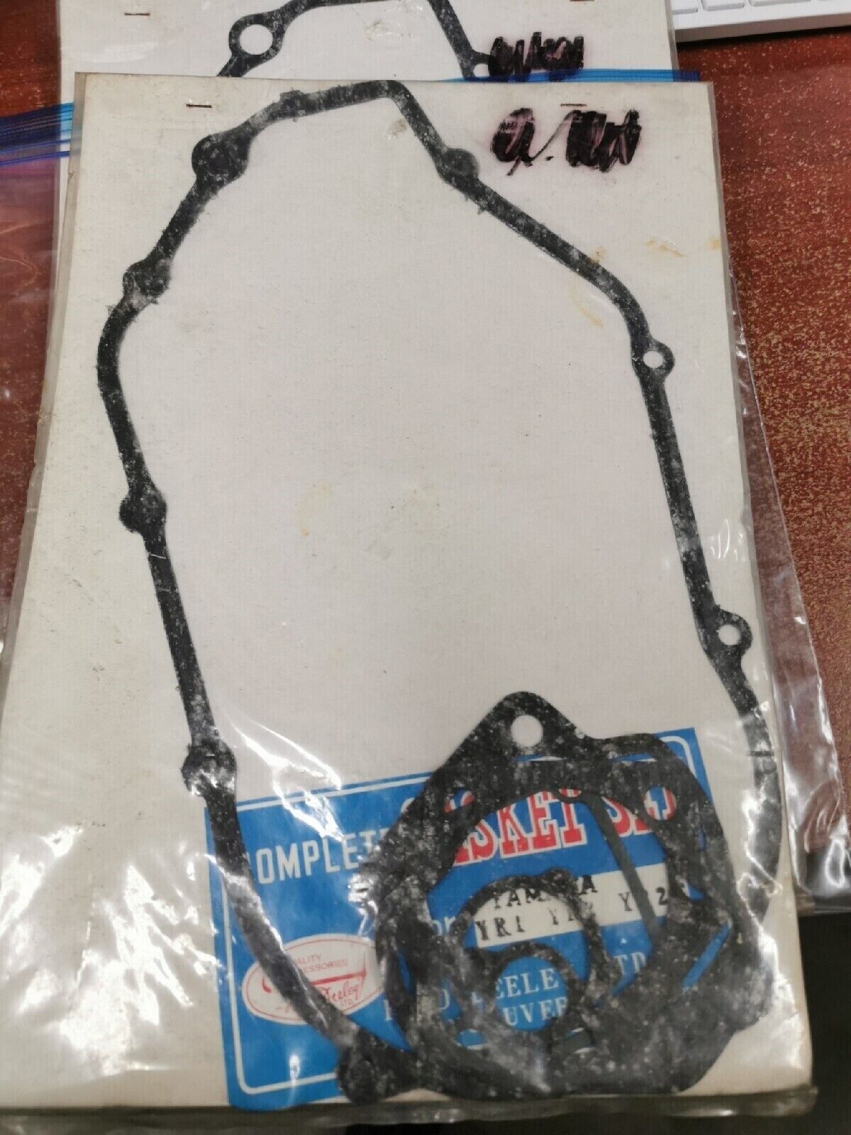 NOS Yamaha YR1 YR2 YR2C COMPLETE GASKET KIT Y79