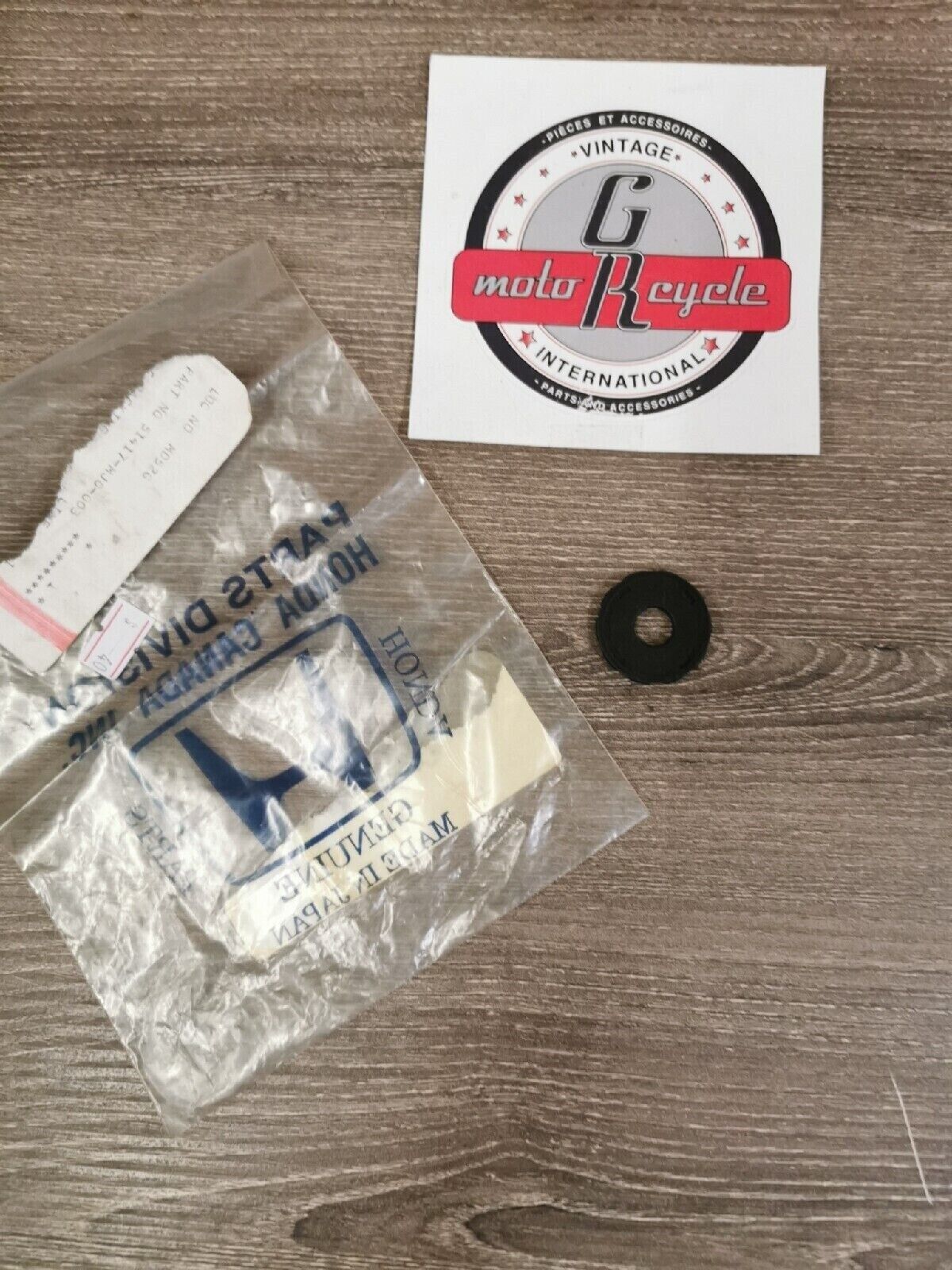 NOS HONDA CB650SC CBX750P 1984 1985  Packing 51417-MJ0-003 H47