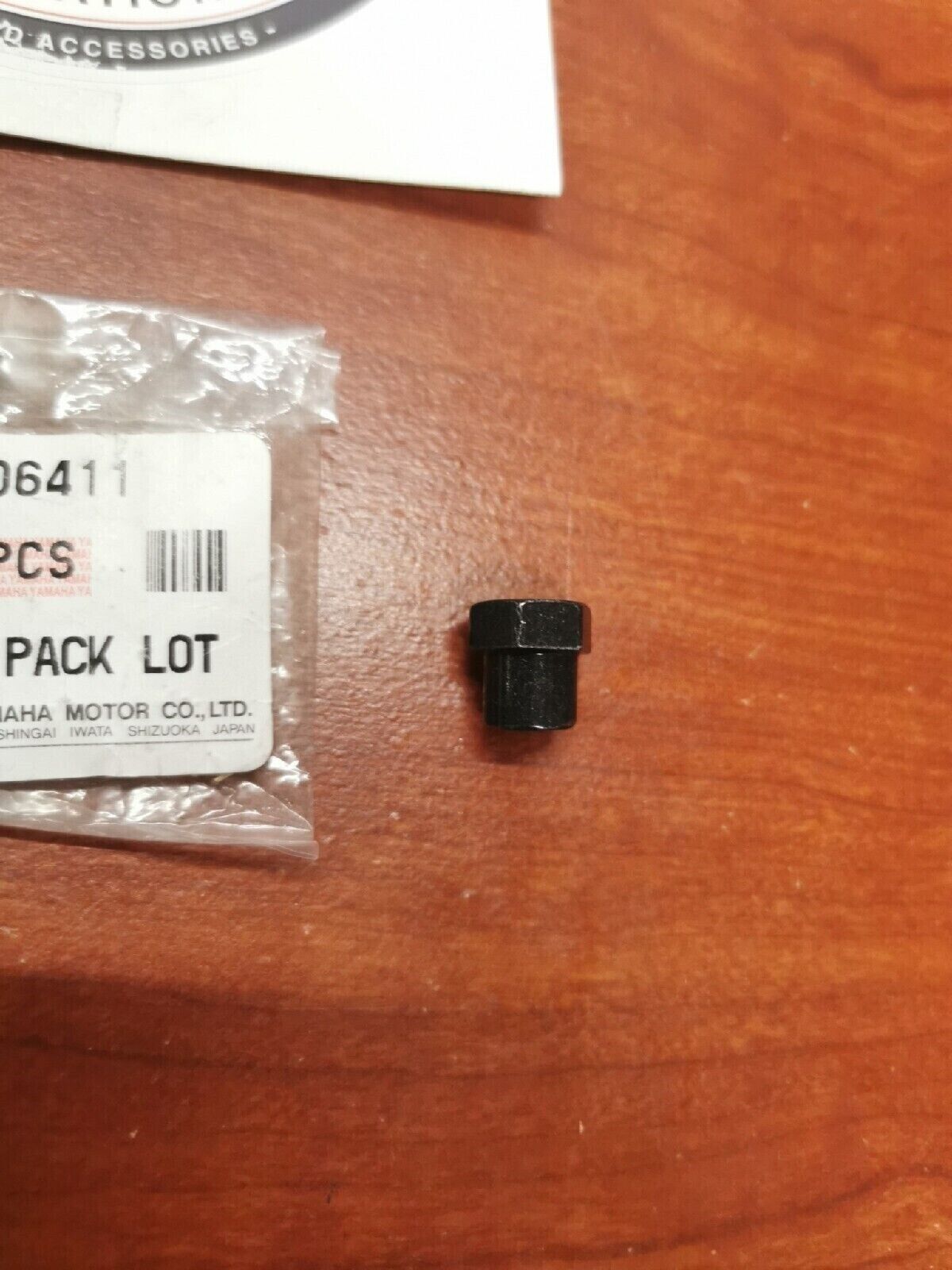 NOS Yamaha NUT 90179-06411-00 Y69