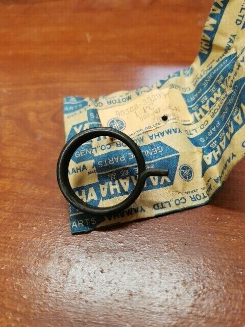 NOS Yamaha SRX440 SRX340 TORSION SPRING 90508-35293-00 Y115