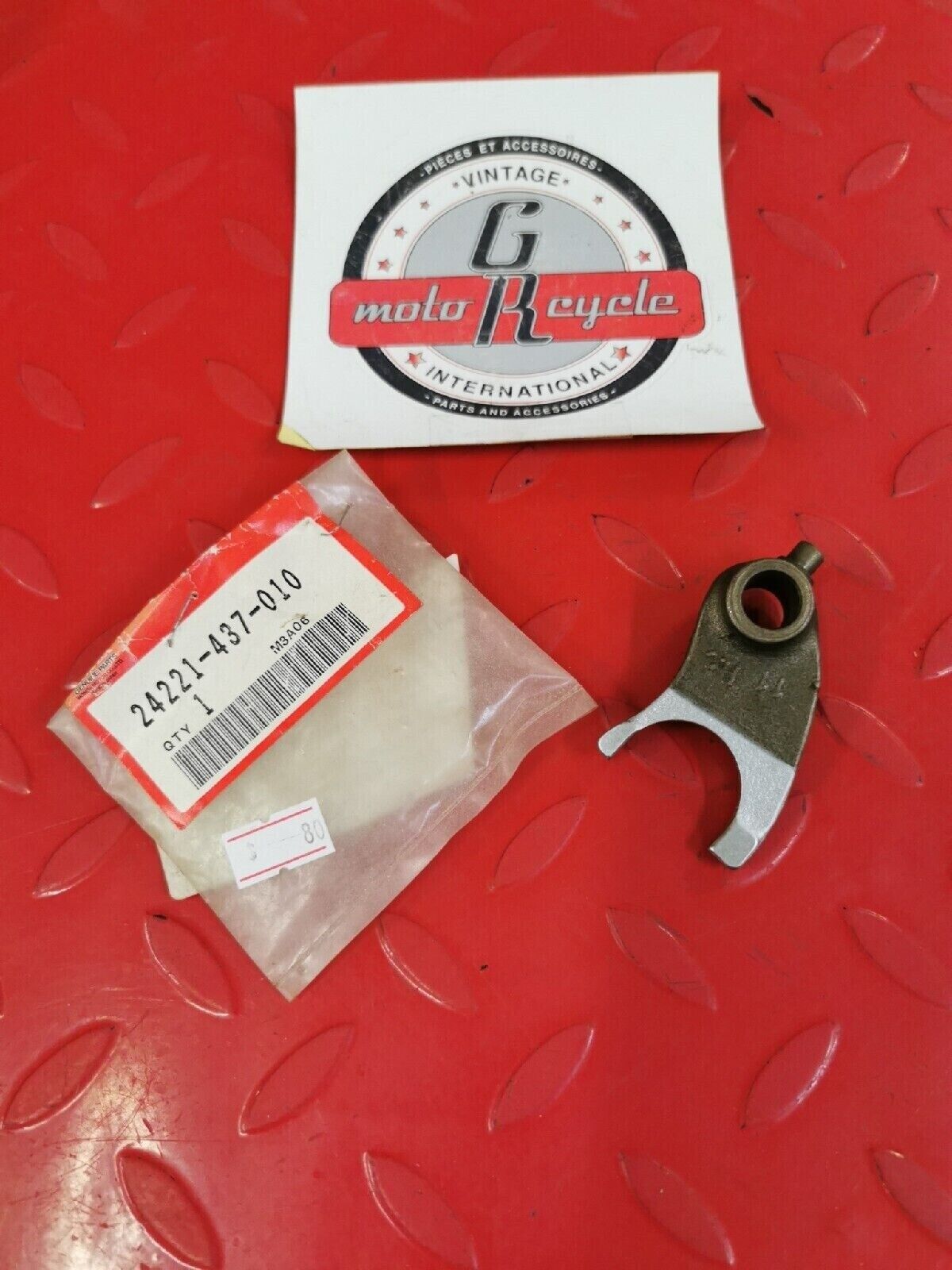 NOS HONDA XL125S 1979 - 1984  FORK L GEARSHIFT 24221-437-010 H38