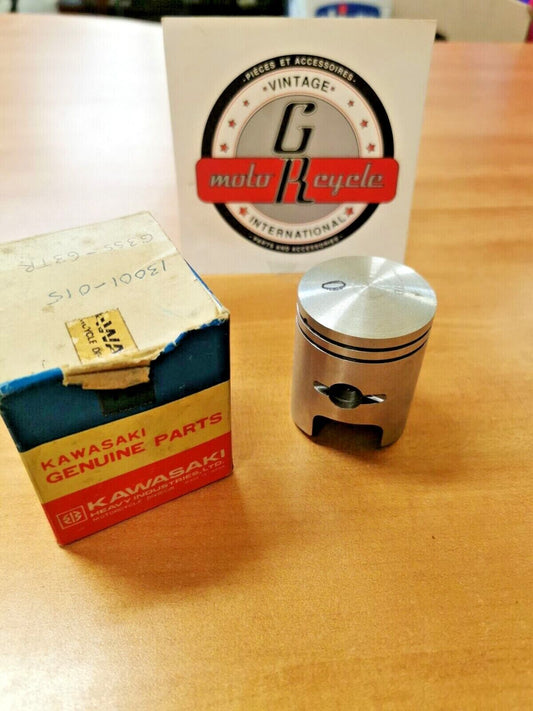 NOS KAWASAKI  G3SS G3TR 1969 - 1974 PISTON STD 13001-015  K6