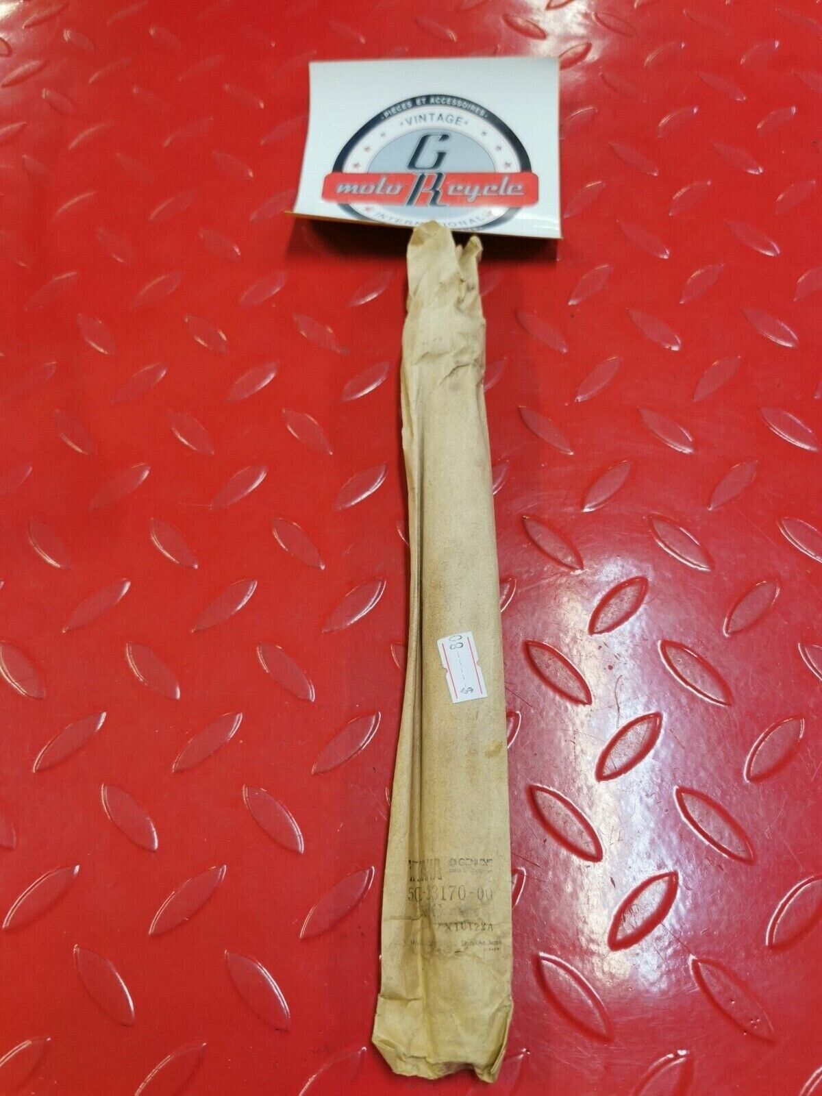 NOS Yamaha XJ750 CYLINDER FRTFRK 5G2-23170-00-00 Y25