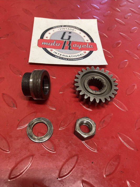 Suzuki RM250 1987 crankshaft primary drive gear