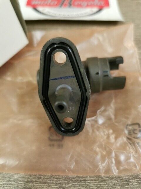NOS HONDA OUTBOARD 7.5HP B75K3 BF75Z JOINT A FUEL CONSENT 16951-935-006 H85