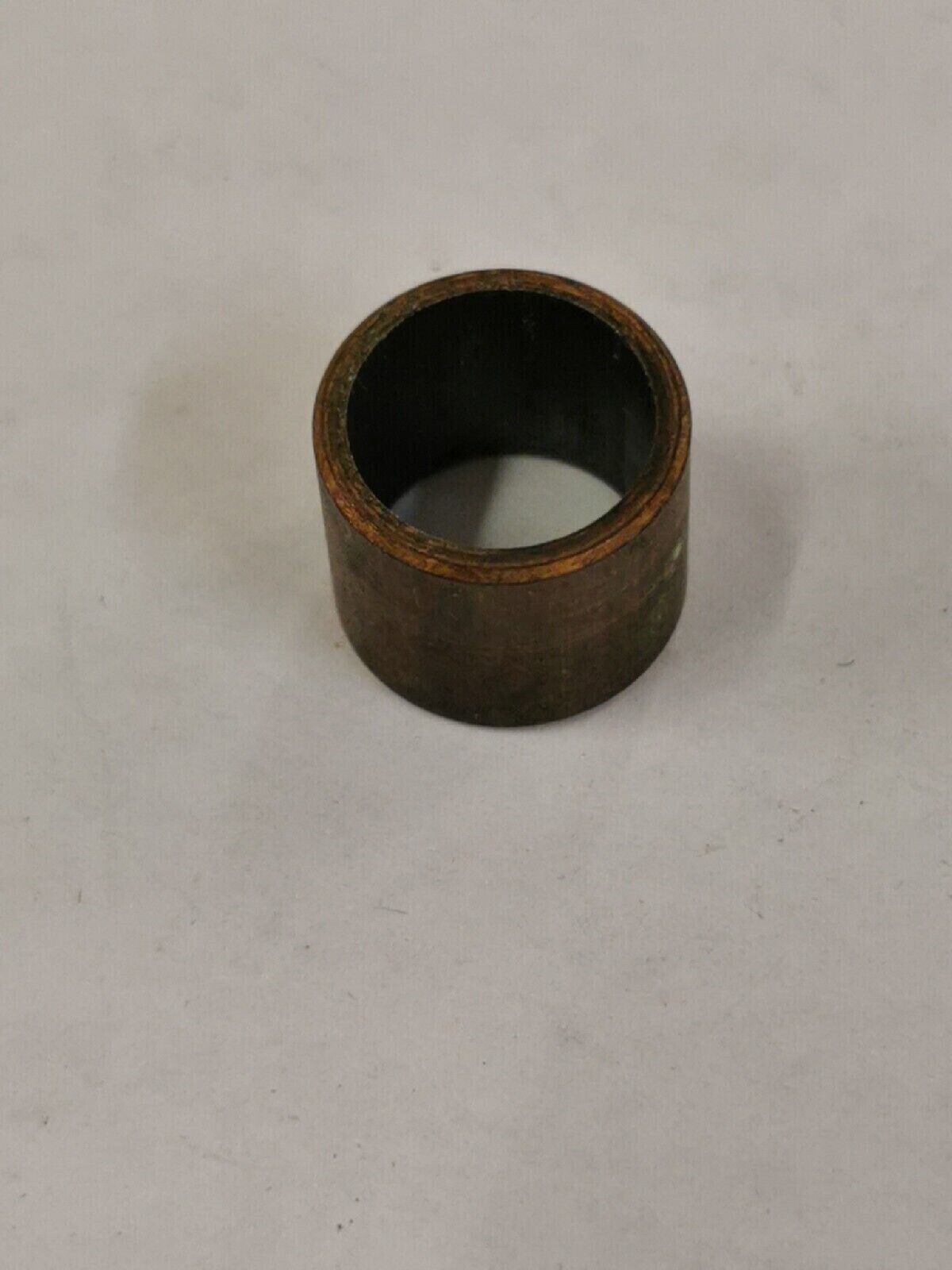 NOS PUCH BOMBARDIER MAXI  BUSHING COLLER SPACER 773-490-016  P3