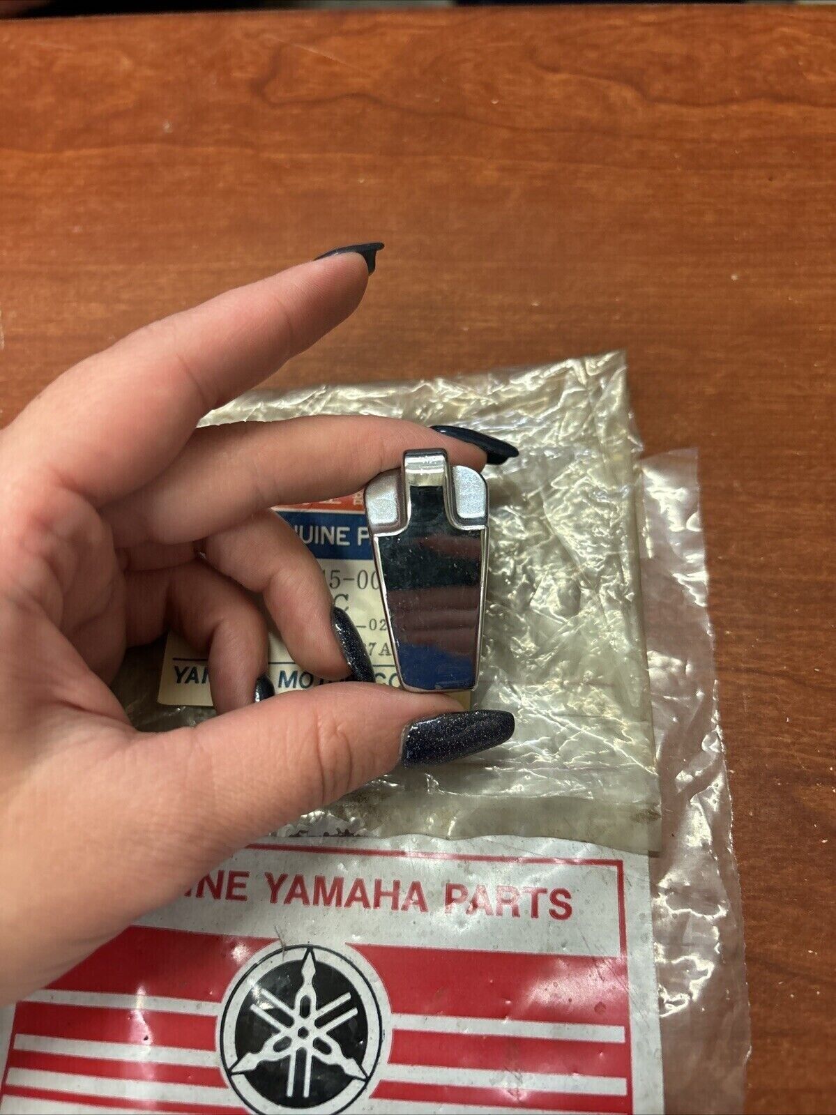 NOS Yamaha GP292 GP338 GP433 HINGE 841-77145-00-00 SUB 841-77140-00-00 Y178