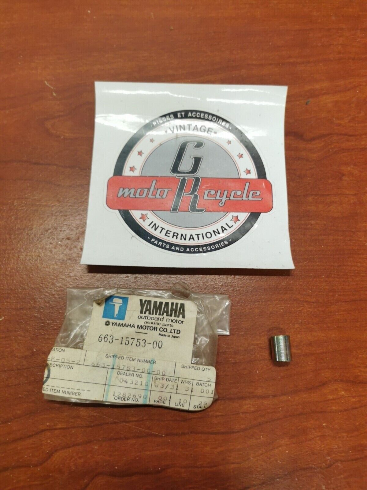 NOS Yamaha YT125 YT175 STARTER BUSHING 663-15753-00-00 SUB. 6F5-15753-00-00 Y72