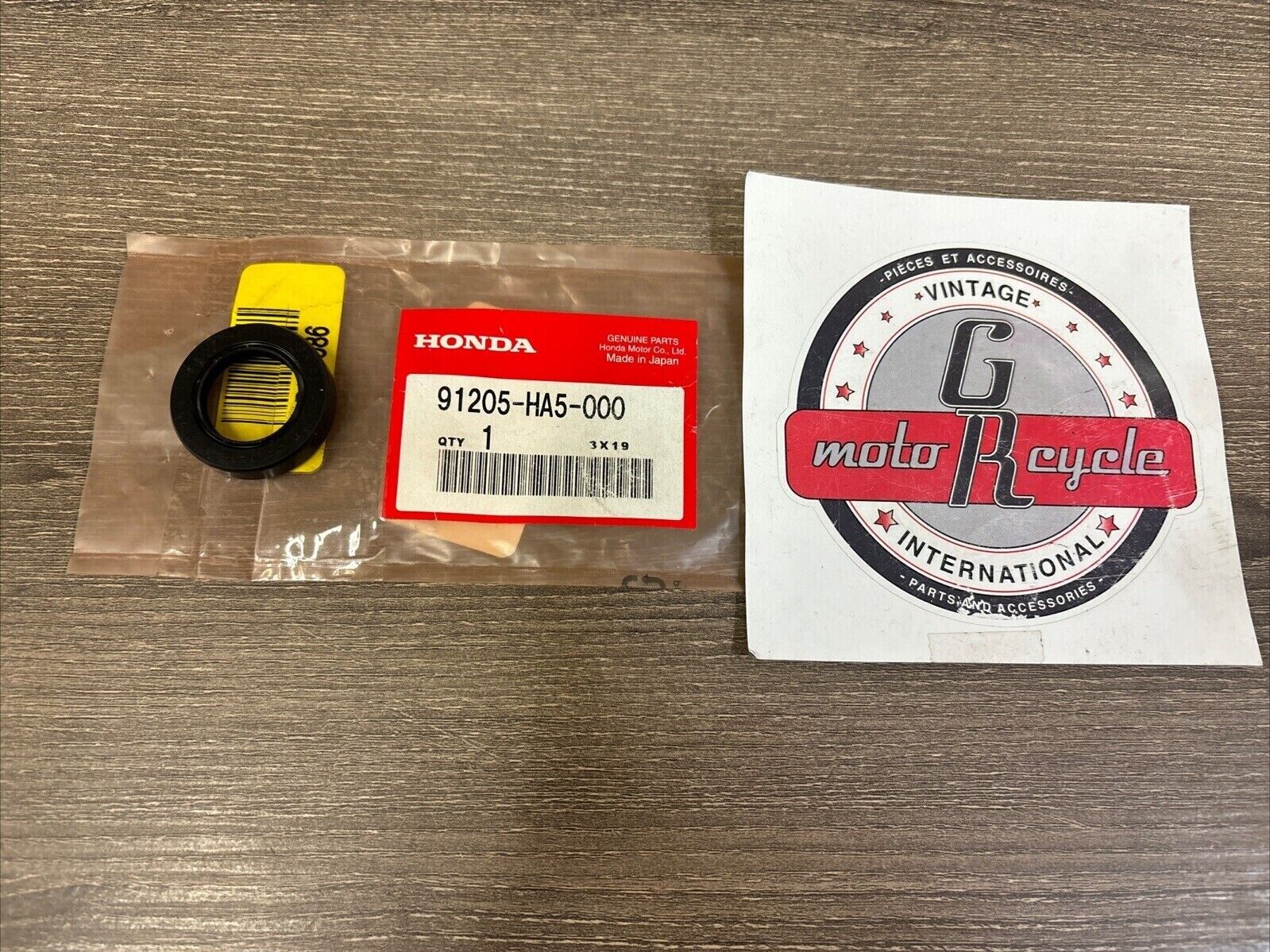 NOS Honda 1985 1986 ATC350X XR350R OIL SEAL 22X35X8 91205-HA5-000 H126