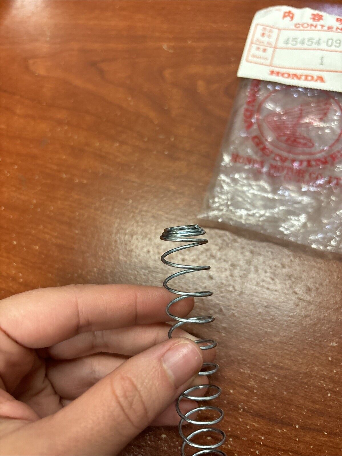NOS Honda 1974 - 1976 CT70 1975 1976 XL70 BRAKE CABLE SPRING 45454-098-950 H145