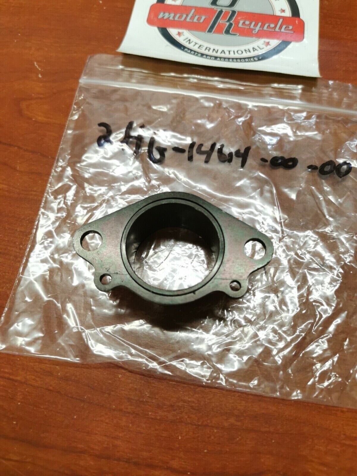 NOS Yamaha 1986 - 1988 YZ125 EXHAUST PIPE FLANGE 2HG-14614-00-00 Y85
