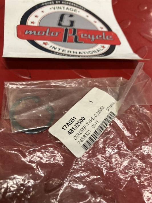 NOS KAWASAKI CIRCLIP TYPE C 25MM 481J2500 K13