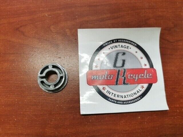 NOS Yamaha FS1 FS50 KICK SPRING COVER 132-15676-00-00 SUB 132-15676-01-00 Y119