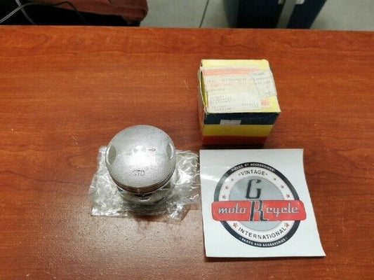 NOS Kawasaki 1978 1979 KZ200 PISTON-ENGINE STD 13001-083 K37