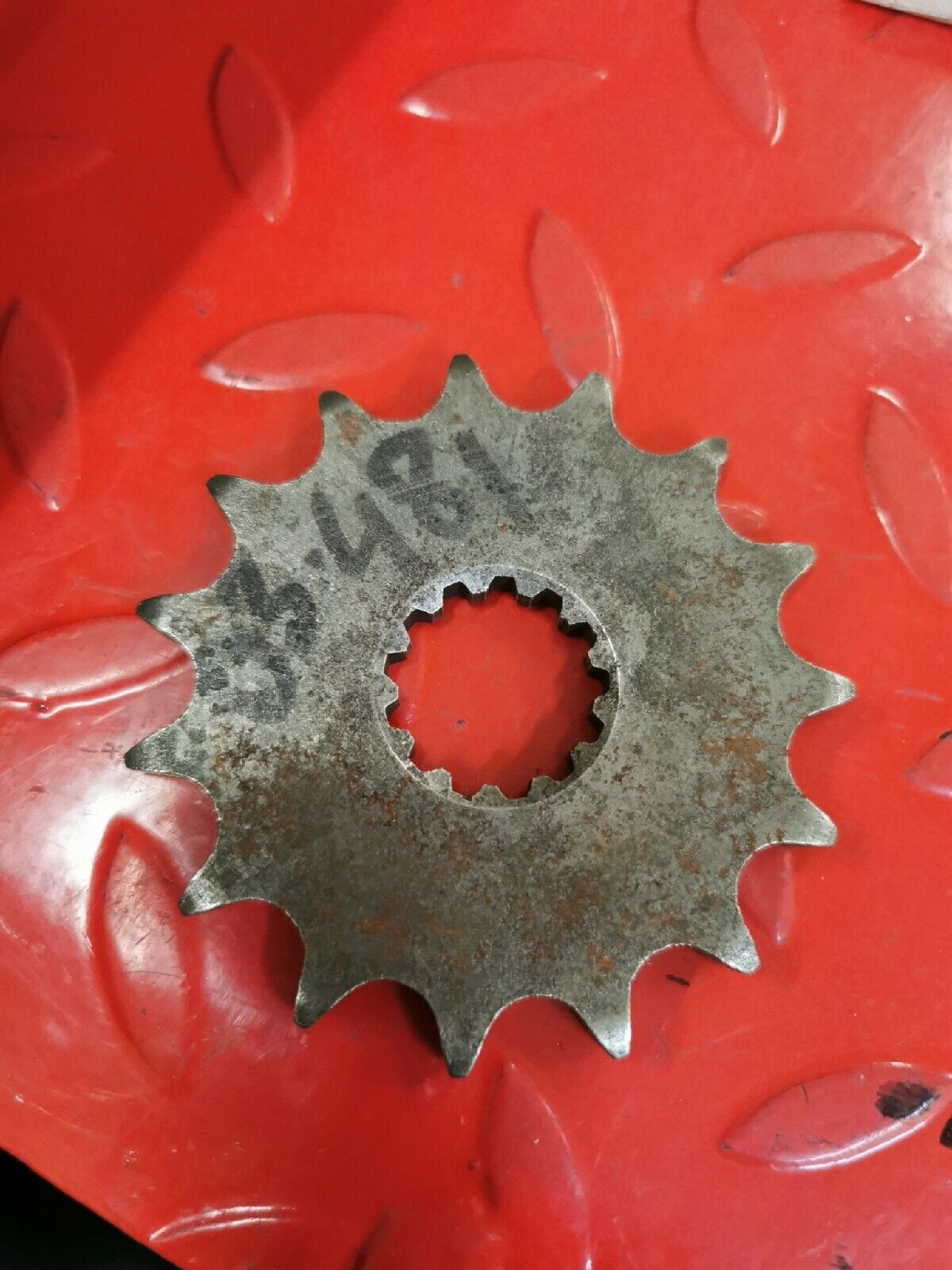 NOS YAMAHA  Sprocket  Drive  214-17461-50-00 Superseded by 4DN-17460-00-00 Y54