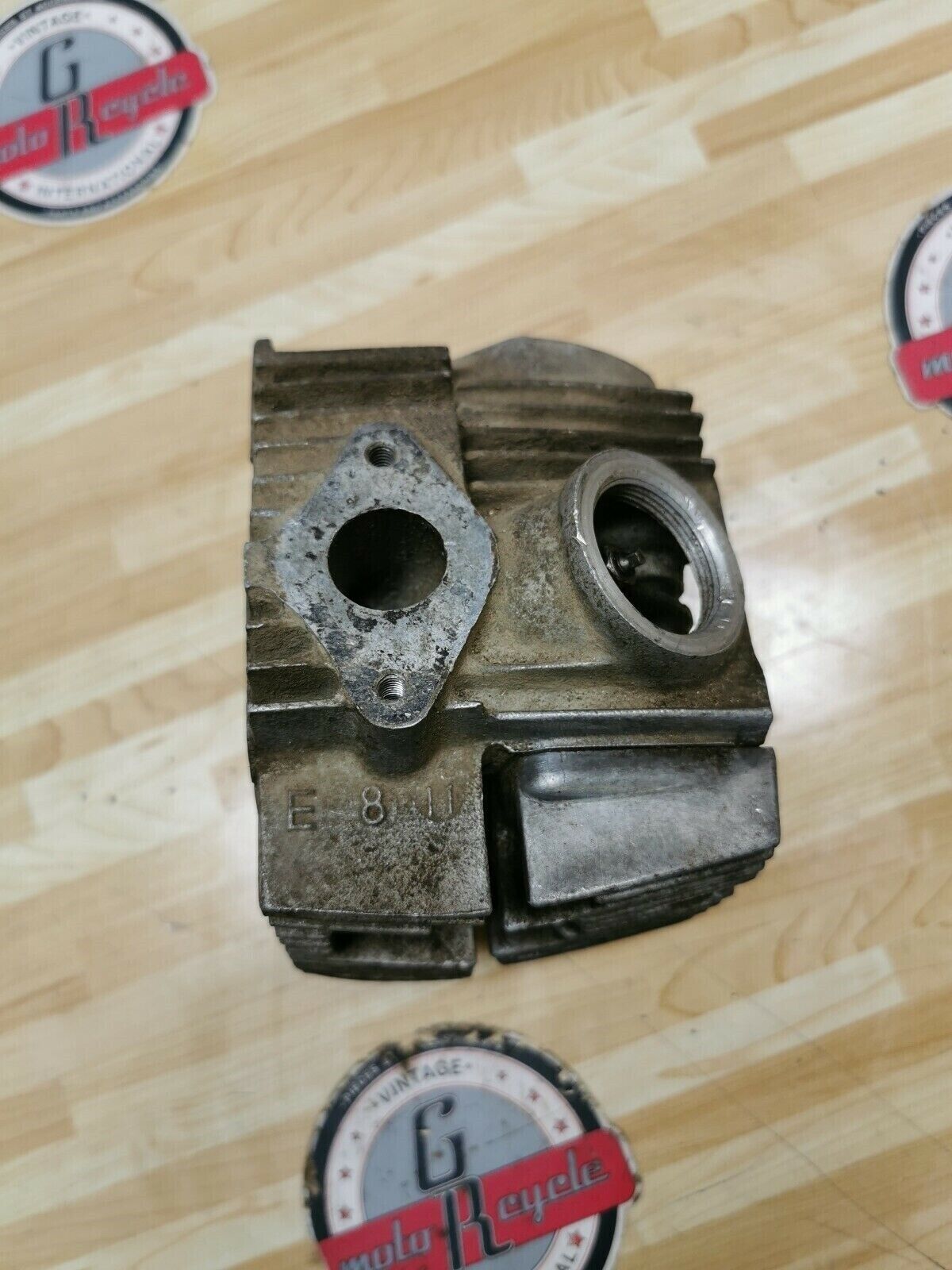 Honda ST90 cylinder head 12200-128-000 12200-128-010 2