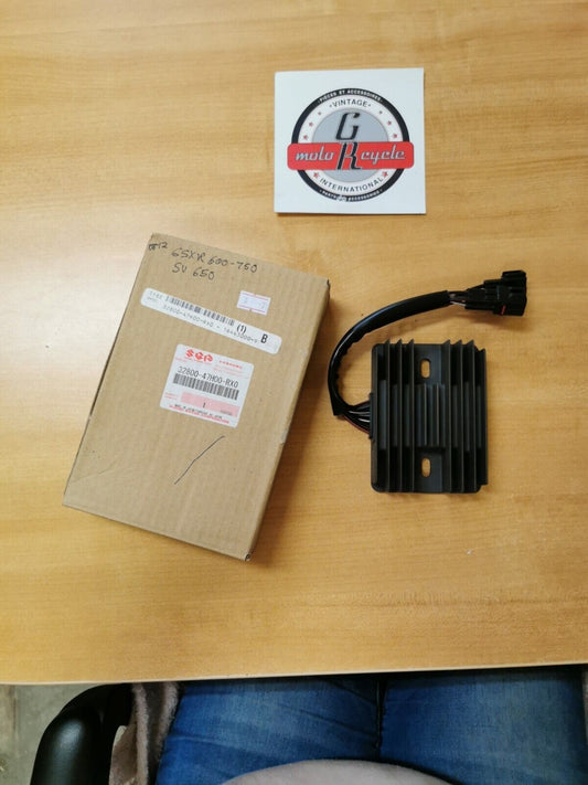 NOS SUZUKI  GSXR600 GSXR750 SV650  2008 - 2012   RECTIFIER  32800-47H00-RX0 S9