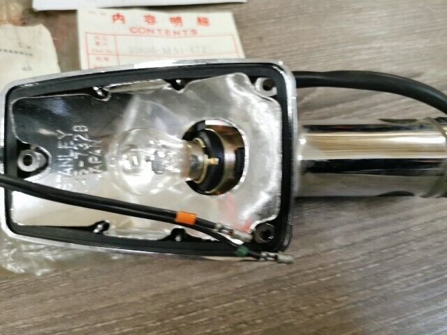 NOS HONDA GL500 TURN SIGNAL  REAR NO LENS 33650-MA1-672 SUB BY 33650-MA1-679 H74