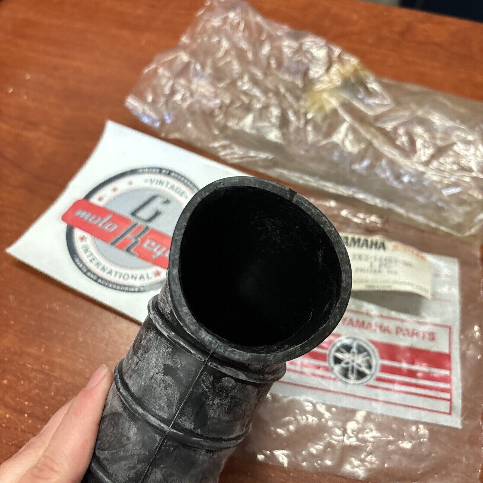 NOS Yamaha 1980 1981 YT125 AIR CLEANER JOINT 3X3-14453-00-00 Y172