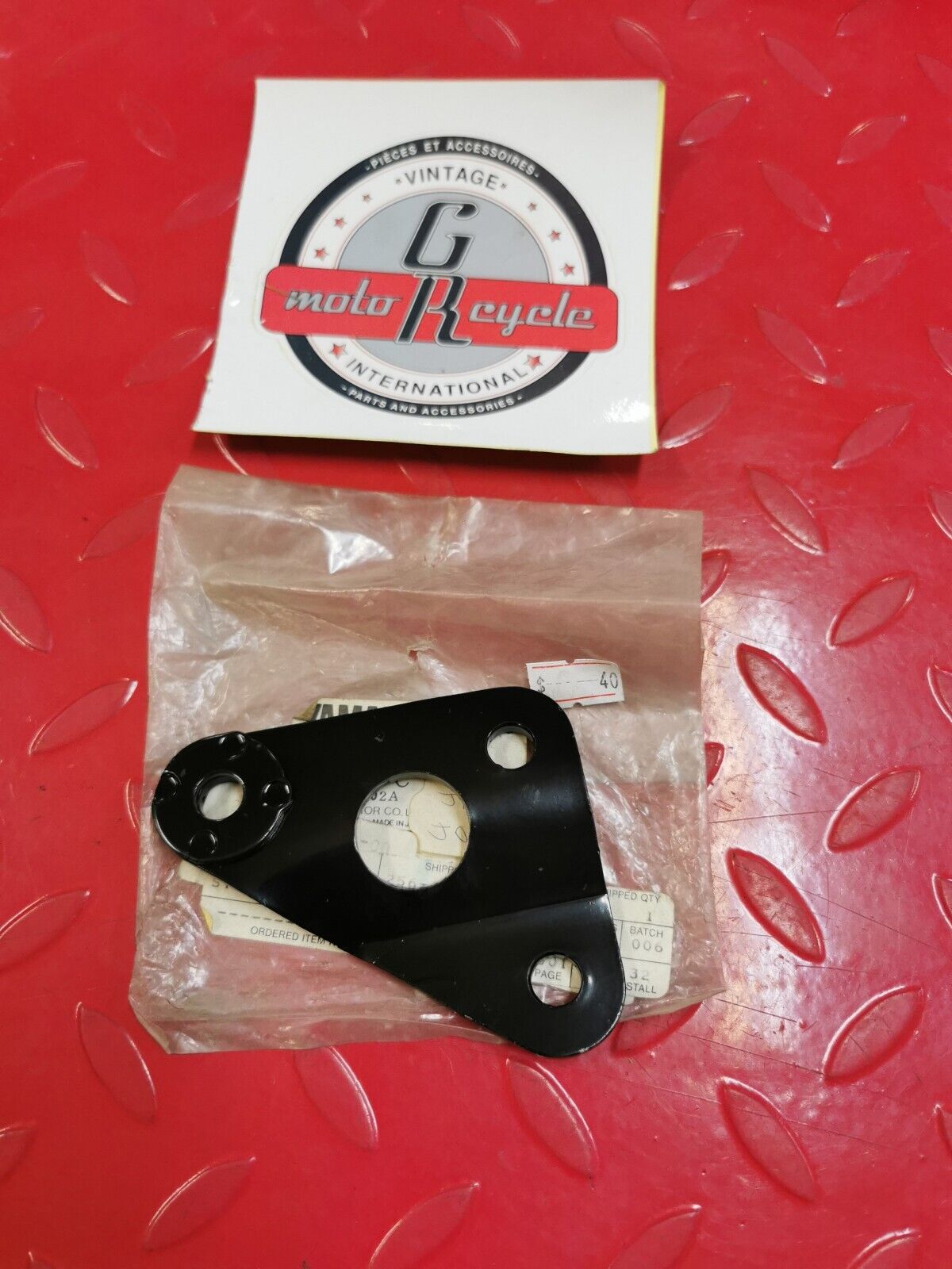 NOS YAMAHA XS2 XS1 TX650 1970 - 1973 STAY ENGINE 5  256-21318-01-00 Y31