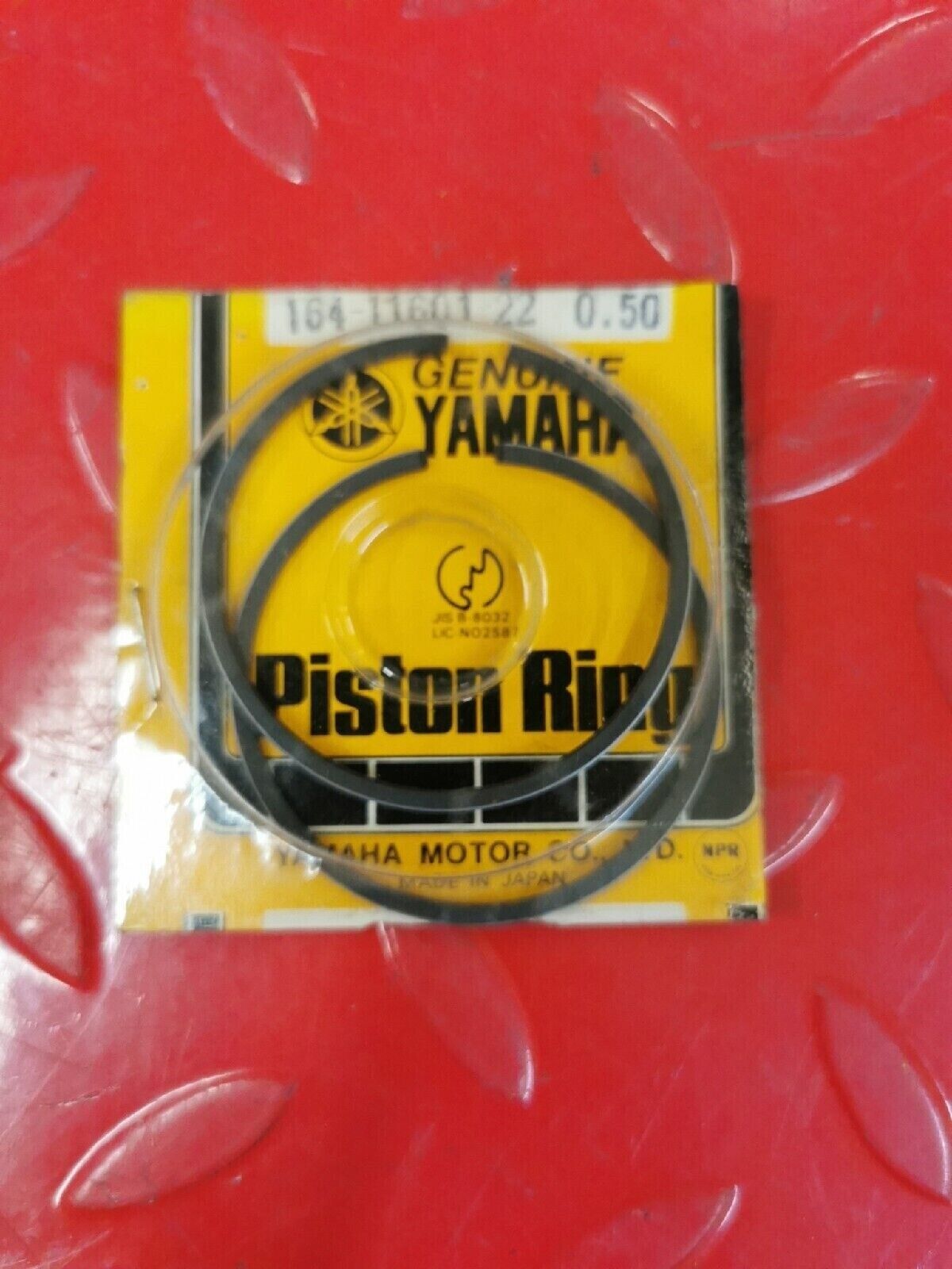NOS YAMAHA YCS1 1968 - 1971  PISTON RING SET 0.50  164-11601-22-00 Y51