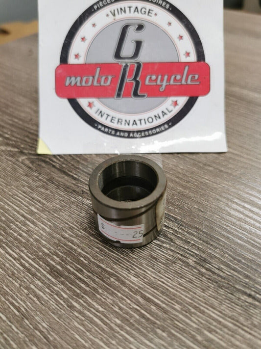 NOS YAMAHA XS1100 Clutch Spacer 2H7-16181-00-20 Y57