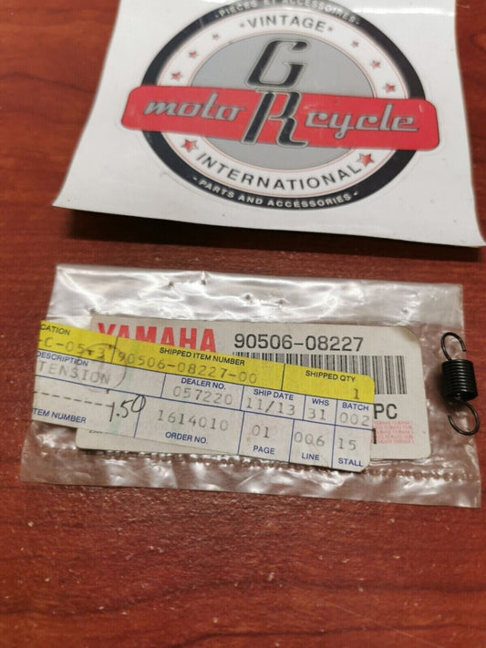 NOS Yamaha XV700 YX600 XVZ13 FZ600 TW200 TENSION SPRING 90506-08227-00 Y96
