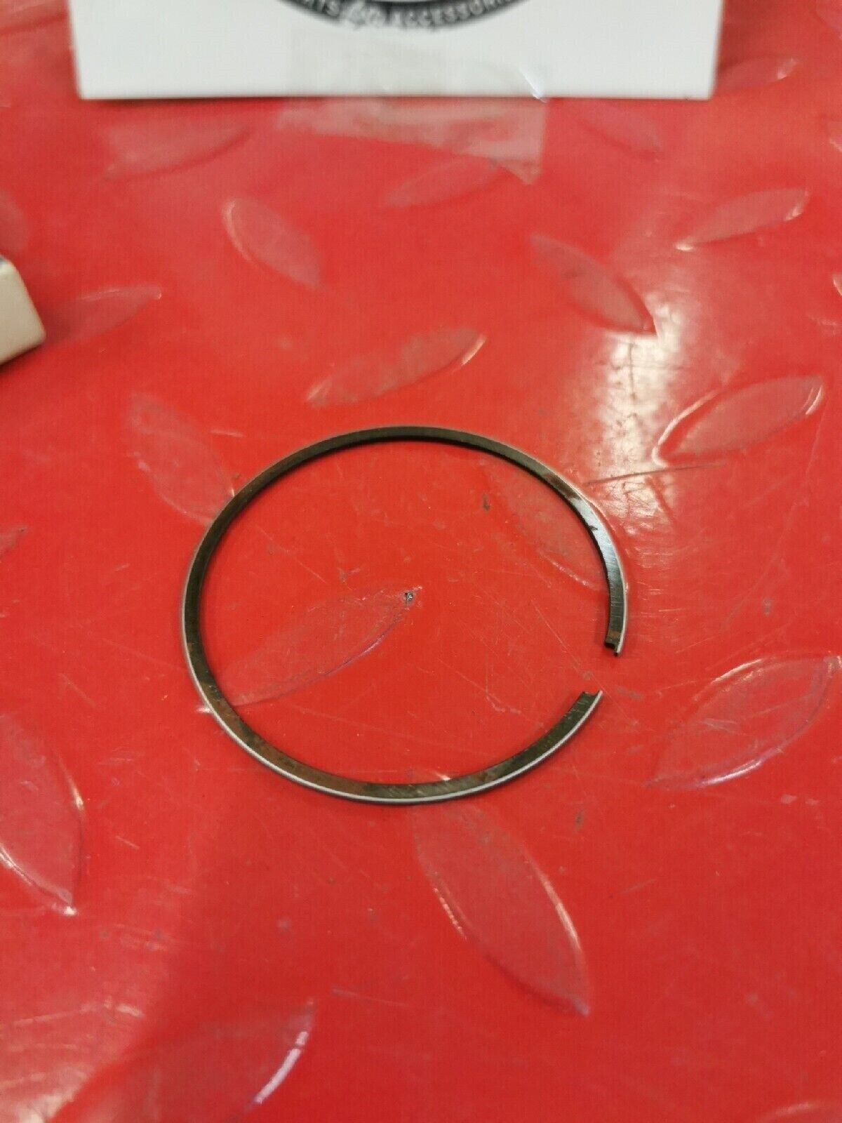 NOS YAMAHA YZ100 YZ125  1976 - 1981  PISTON RING SET 1ST 2W5-11611-10-00 Y51