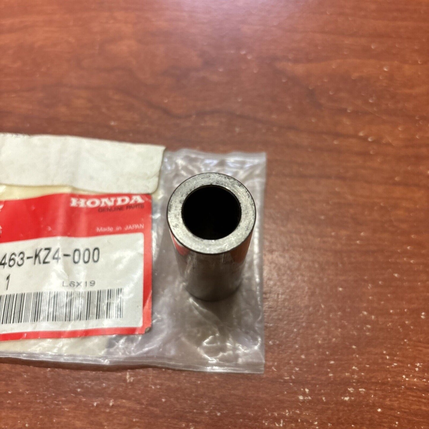 NOS Honda CR125R CR250R CR500R CONNECTING COLLAR 52463-KZ4-000 H150