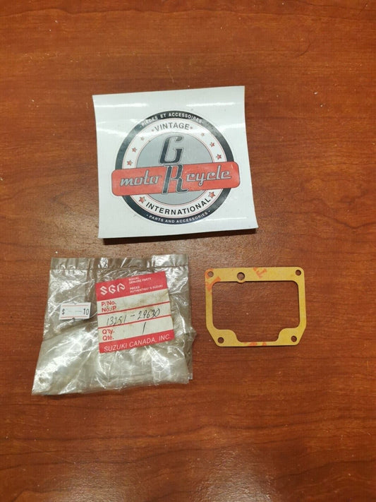 NOS Suzuki DS185 TS185 RG250 RM80 FLOAT CHAMBER GASKET 13251-29630 S16