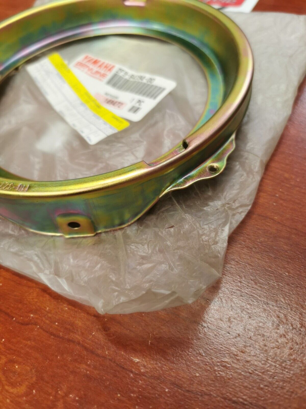 NOS Yamaha XS500 XS750 SR500 TX500 HEAD LAMP MOUNTING RING 2F9-84394-00-00 Y92