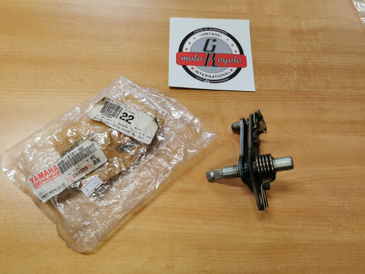 NOS YAMAHA YFM400 YFM350 1999 - 2012  SHIFT SHAFT 4KB-18101-00-00 Y44
