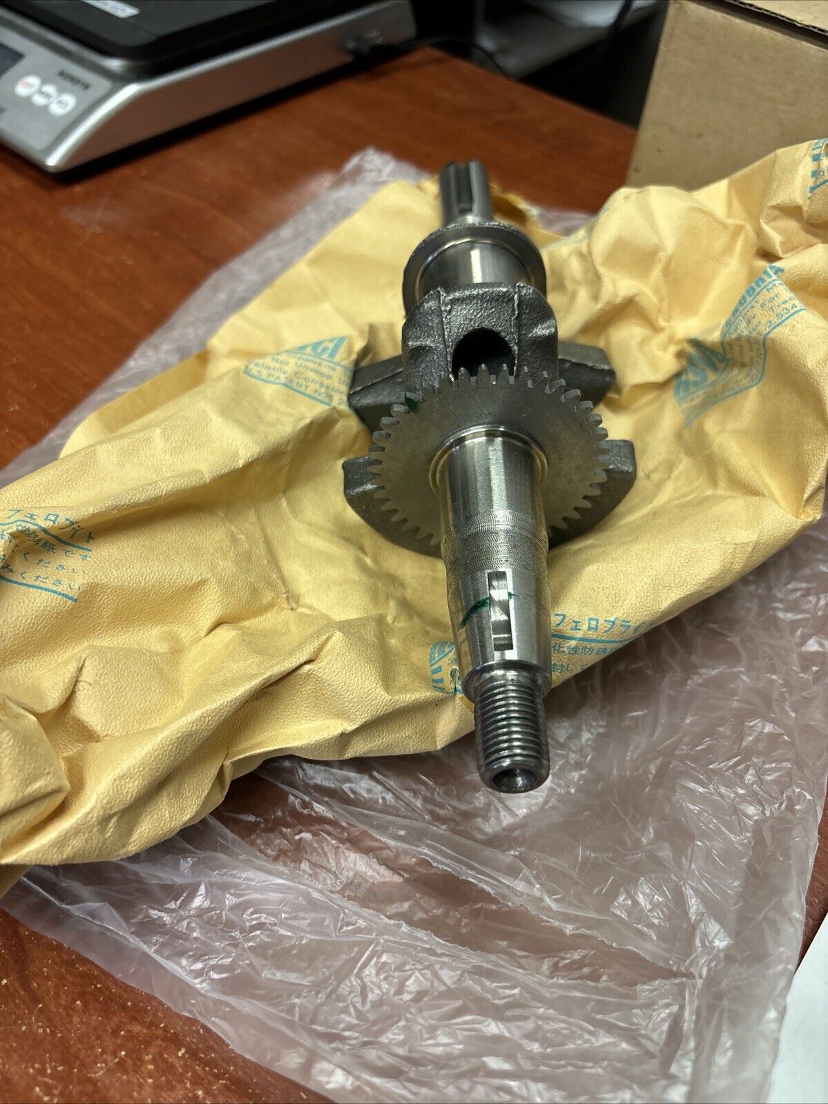 NOS Honda GX140 GX160 HS55 HS621 CRANKSHAFT S-TYPE (20MM) 13310-ZE1-000 SUB H175