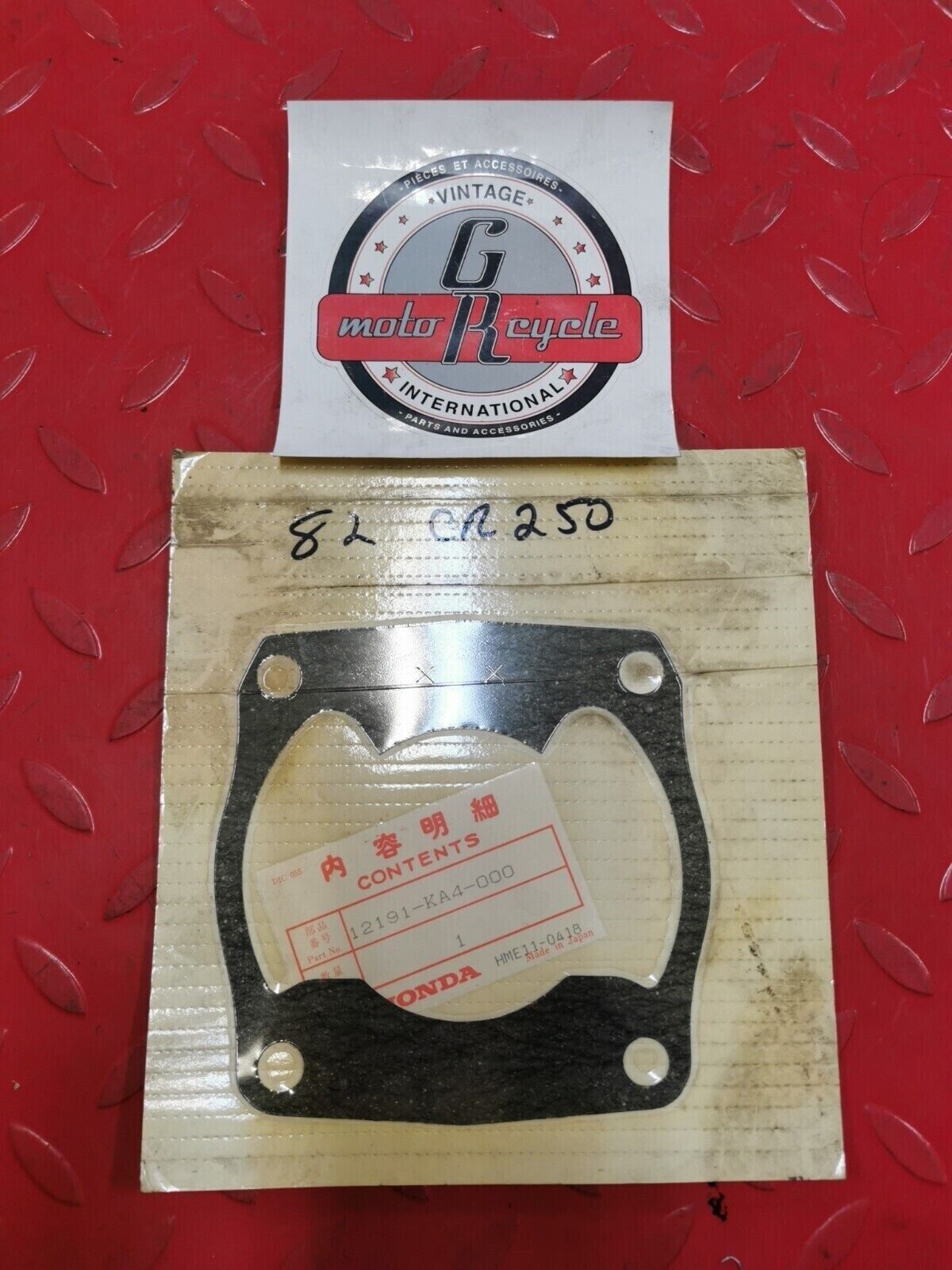 NOS Honda 1981 - 1983 CR250R GASKET, CYLINDER 12191-KA4-000 H28