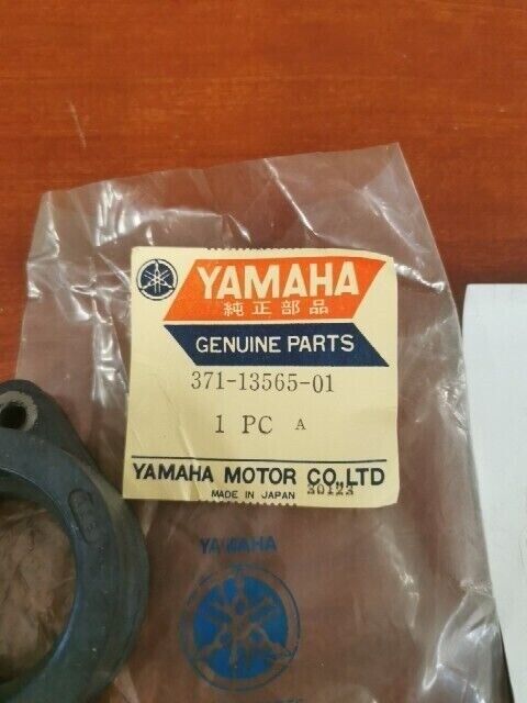 NOS Yamaha CARBURETOR JOINT 371-13565-01 SUB 371-13565-02-00 371-13565-03-0 Y141