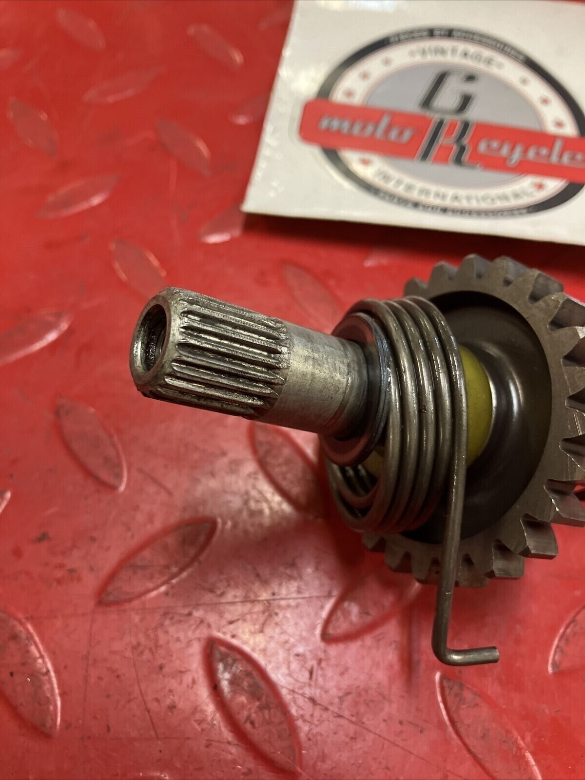 Honda CR125R 1984 kickstarter kick starter spindle shaft gear 28251-KA3-710 3