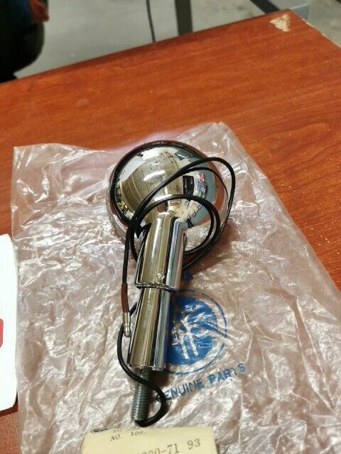 NOS Yamaha TX500 TX750 RR TURN SIGNAL 341-83330-71-93 SUB. 341-83330-72-93 Y101
