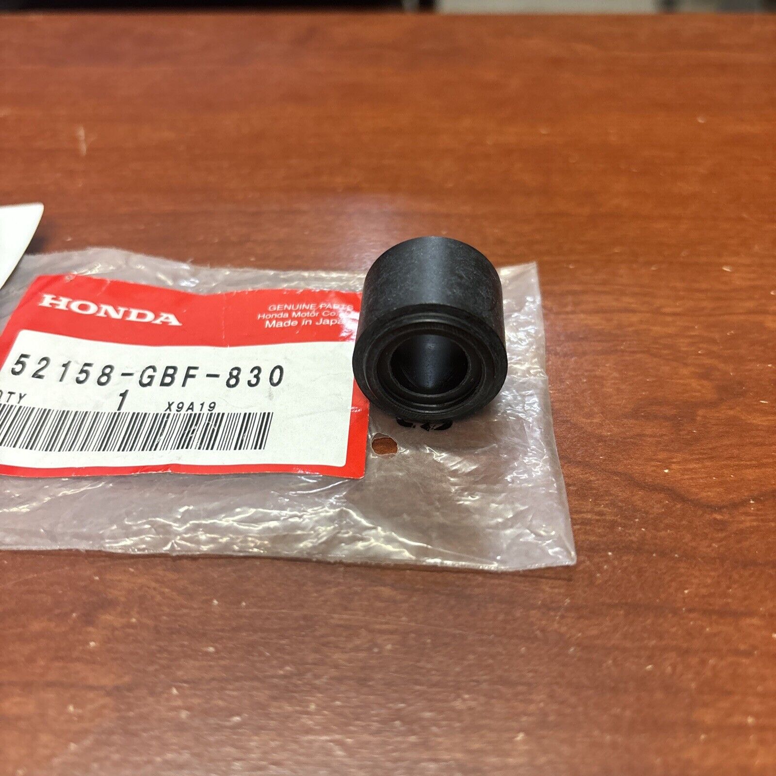 NOS Honda CR125R CR80R CR85R CRF150R CHAIN TENSIONER ROLLER 52158-GBF-830 H165