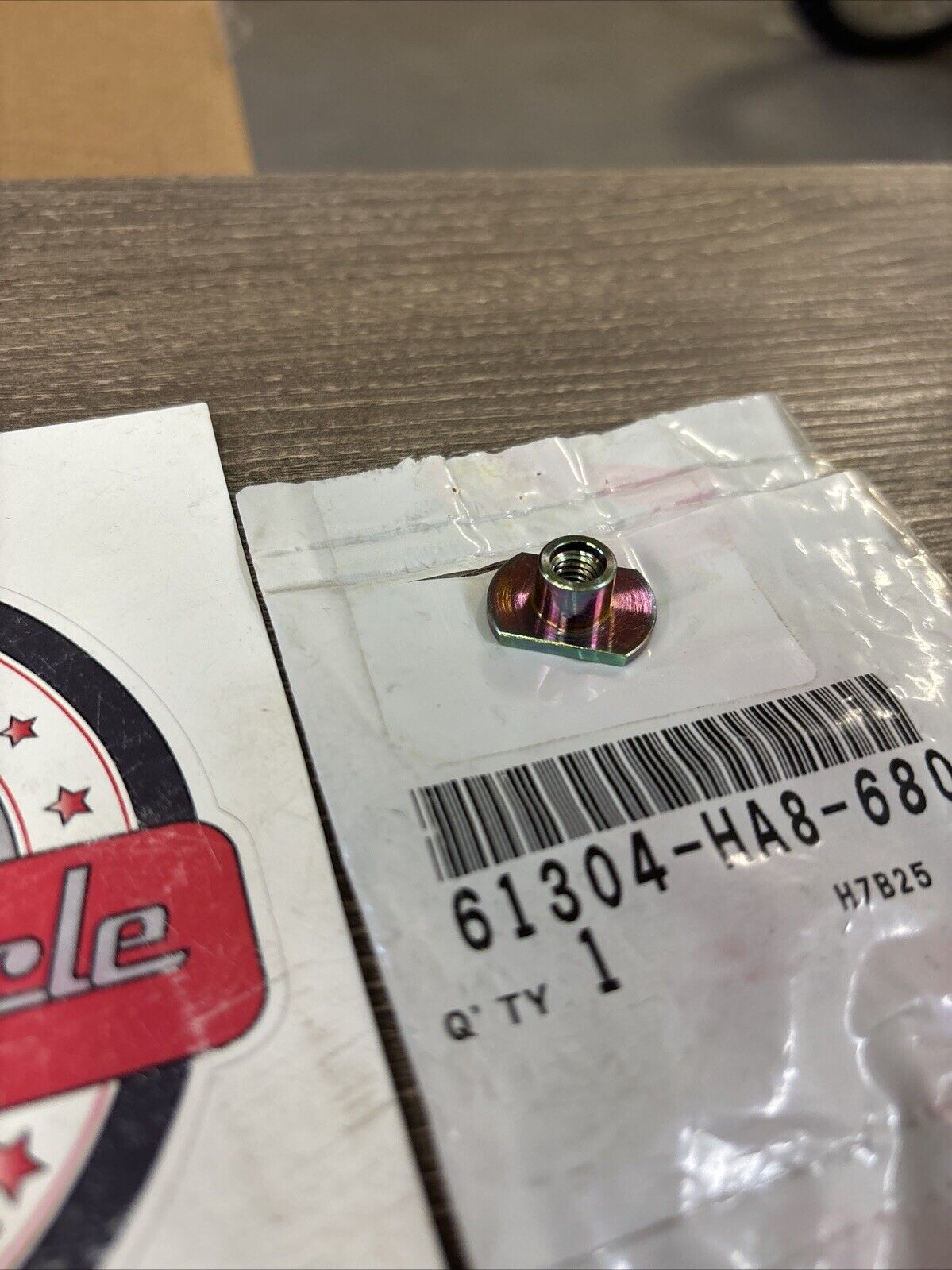 NOS Honda 1985 - 1987 TRX250 SPECIAL NUT 6X8.5 61304-HA8-680 H134