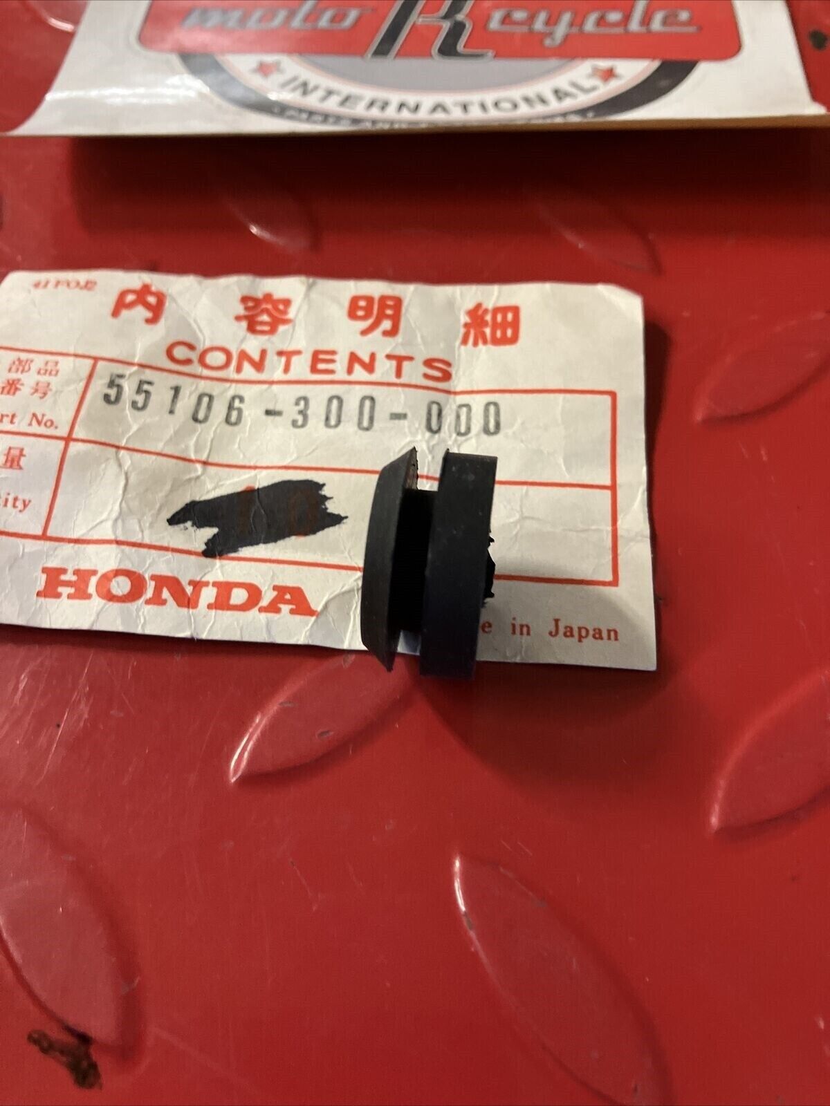 NOS HONDA CB750 ST90 OIL TANK RUBBER 55106-300-000 H24