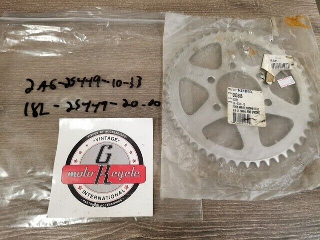 NOS Yamaha  DT125 DT175 DRIVEN SPROCKET 2A6-25449-10-33  18L-25449-20-00 J56