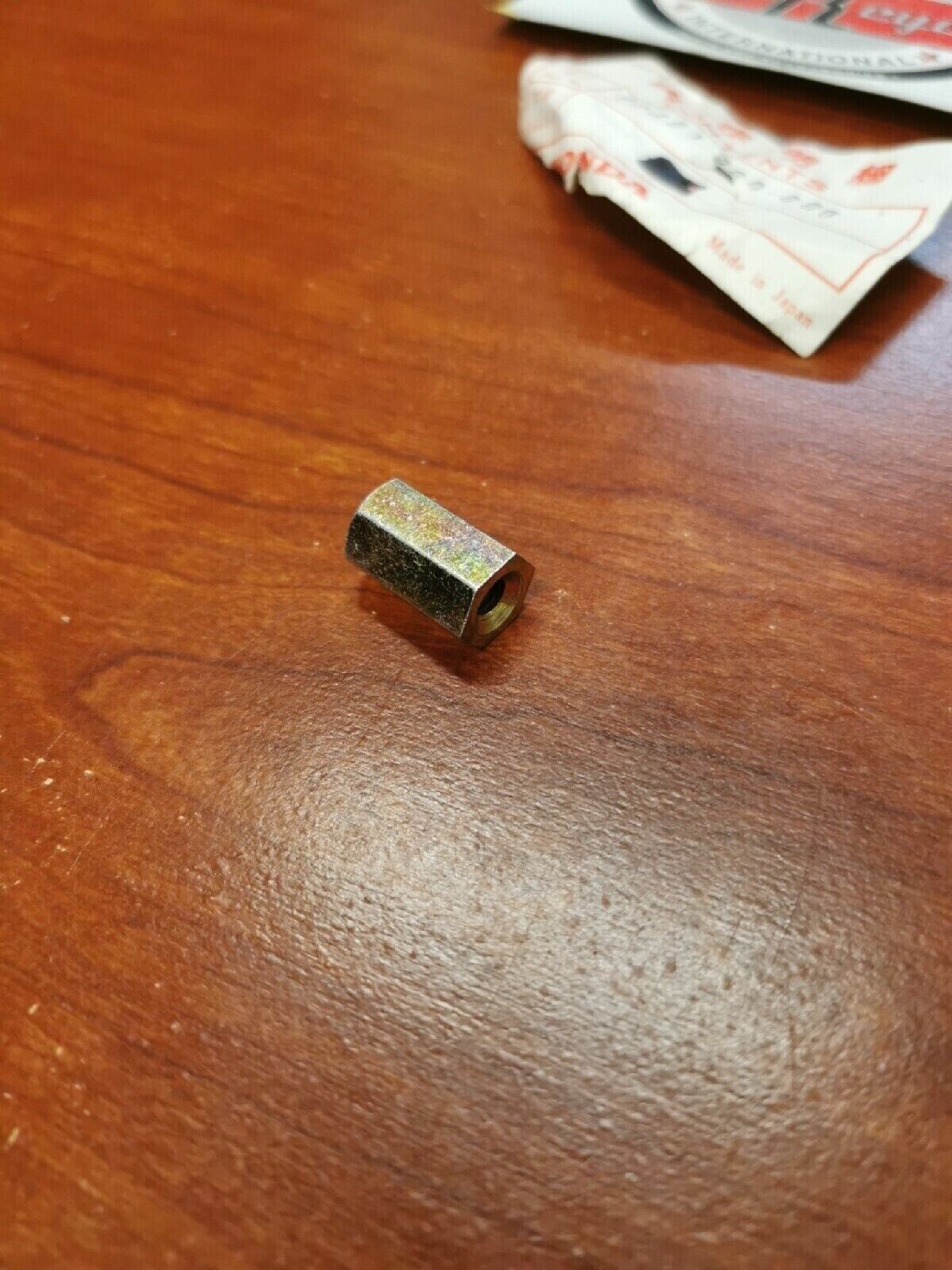 NOS Honda CB750K NUT, AIR CLEANER HOUSING MOUNT 90301-300-000 H33