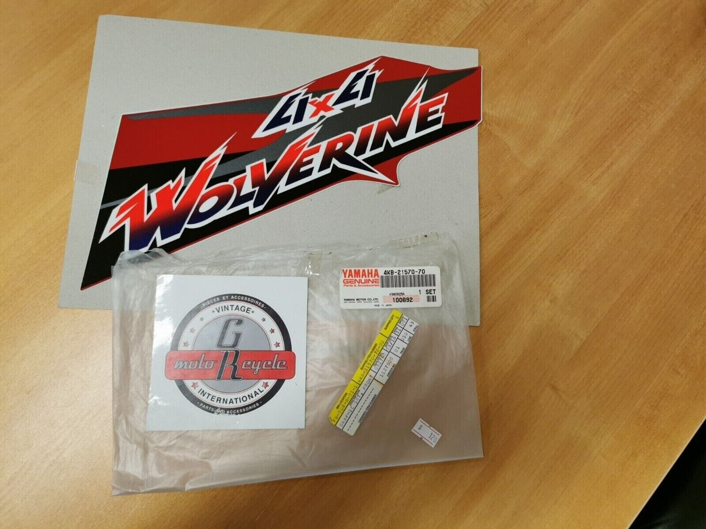 NOS YAMAHA YFK350 1999 1998  GRAPHIC SET  FRONT FENDER 4KB-21570-70-00 Y49