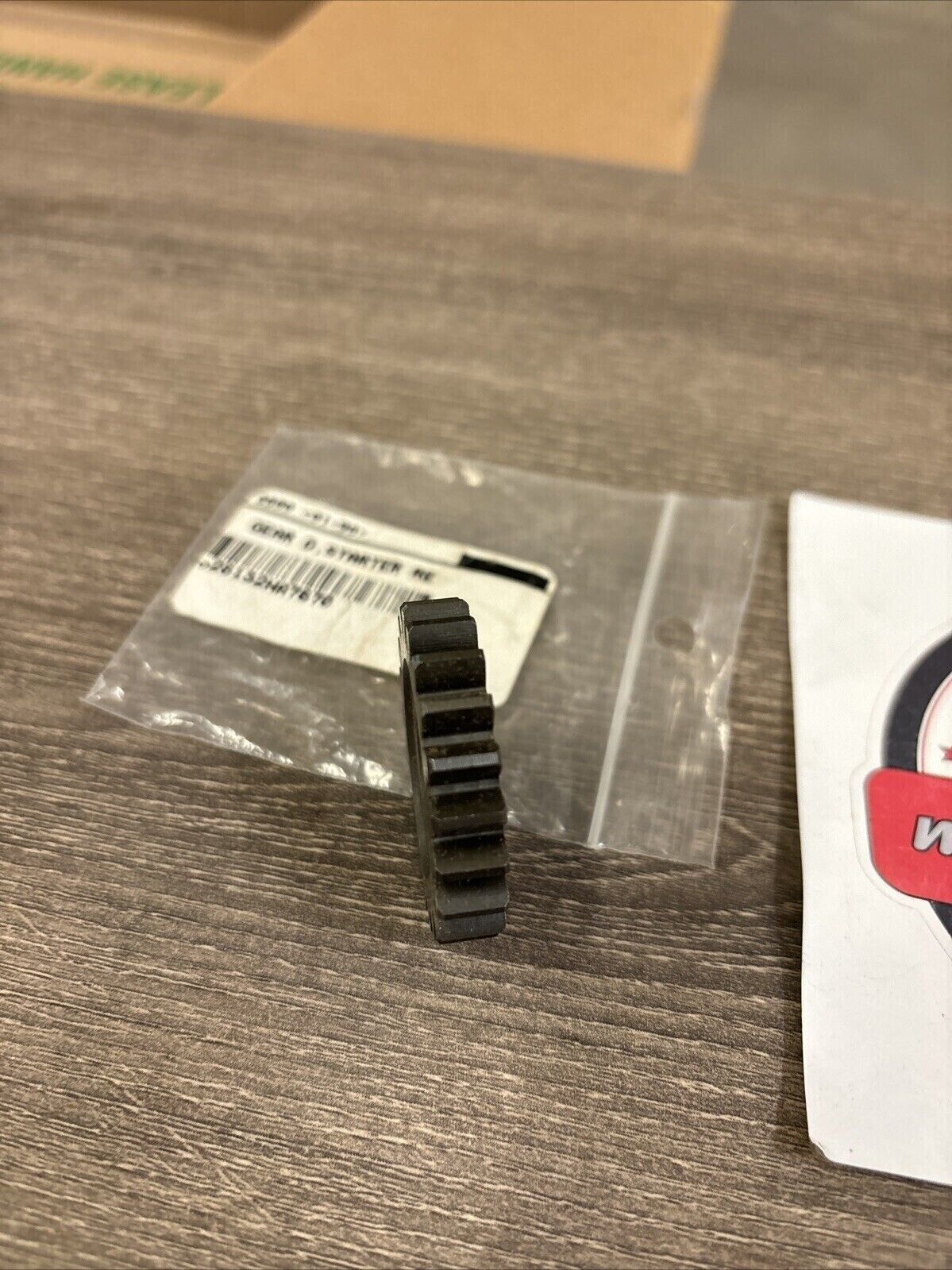 NOS Honda 1986 TRX350 STARTER REDUCTION GEAR D 21T 28132-HA7-670 H118