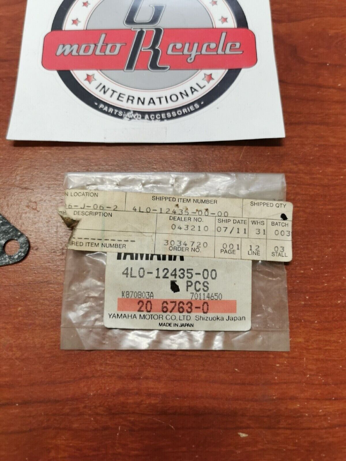 NOS Yamaha YFZ350 RZ350 YFG350H GASKET SUB. 3XV-12435-00-00 Y75