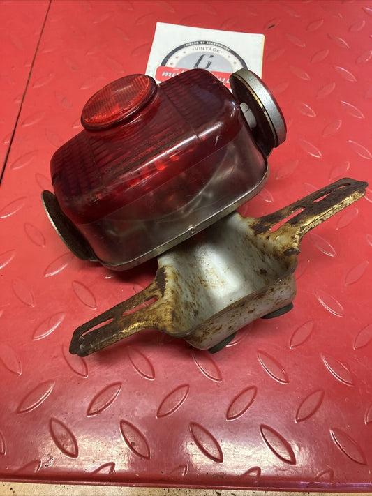Suzuki RV90 1975 taillight tail light rear combination light