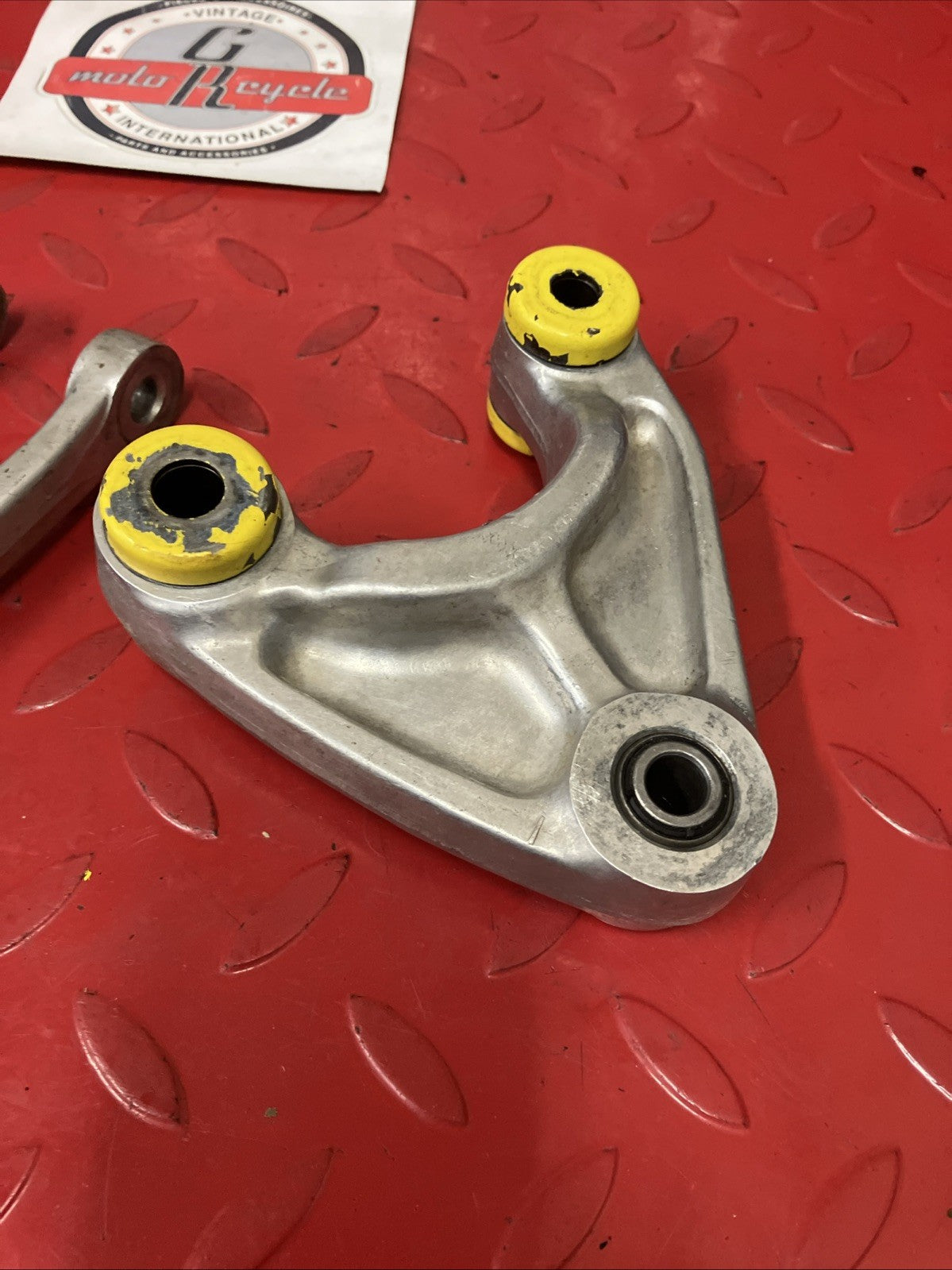 Honda CR250R 1984 Rear suspension shock absorber swingarm linkage CR125R CR500R