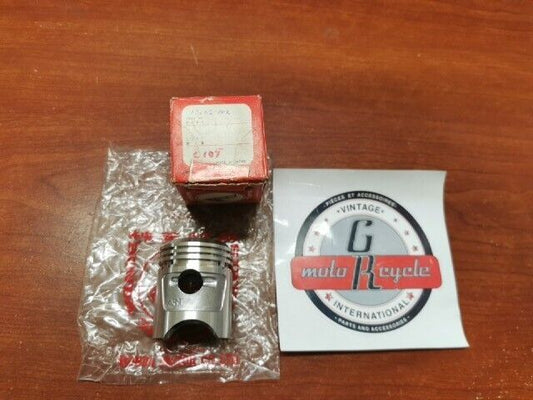 NOS Honda C105 CA105 CD105 PISTON (OS 0.25) 13102-002-000 H4